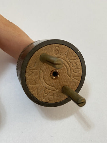 Tomada Antiga Em Baquelite Panan 6.a.250v Plug Macho