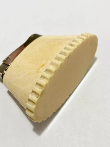 Isqueiro Antigo Cor Marfim