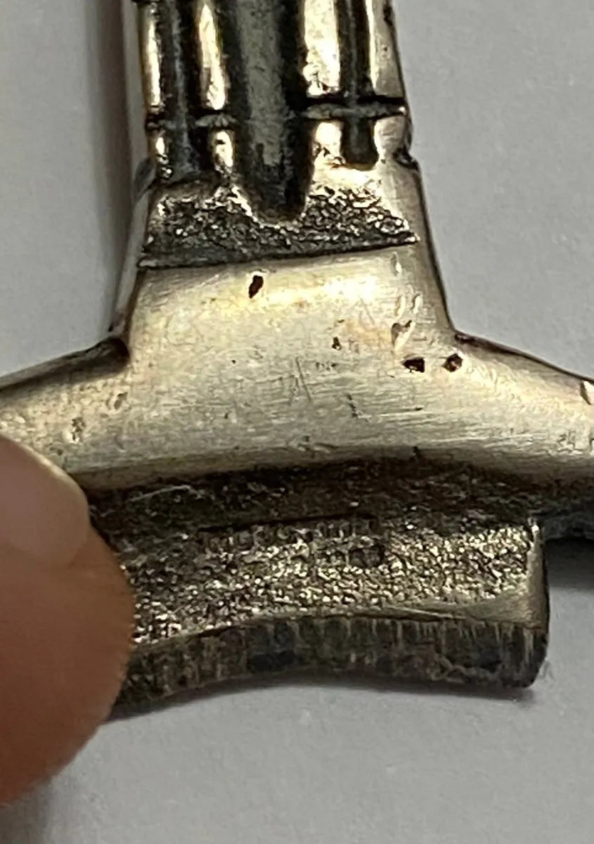 Abridor De Garrafas Antigo Lhama Peruana Cor Prata Prateado