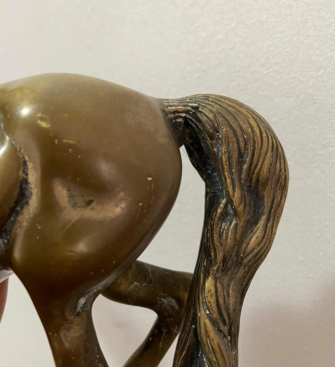 Escultura Antiga Cavalo Em Bronze 1,7kg - 20x18cm