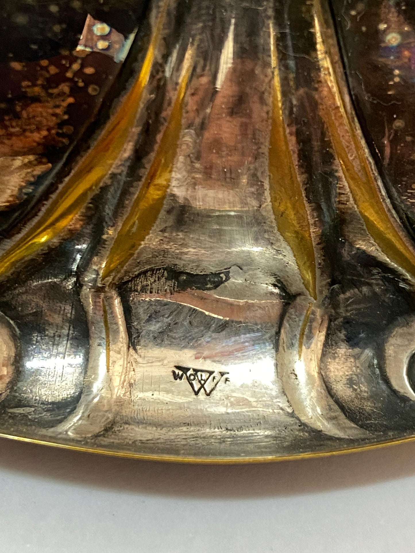 Antigo Centro De Mesa Em Metal Prateado