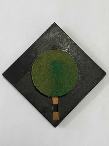 Escultura Antiga Giratória De Parede Soldado Miniatura