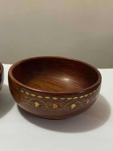 Tigelas Antigas De Jacarandá Com Detalhes Em Metal