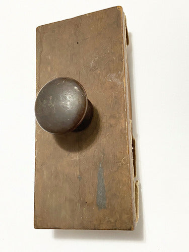 Mata Borrão Antigo Em Madeira