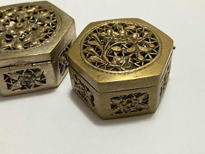 Antiga Caixa Porta Joias Hexagonal Com Desenho Flores Prata