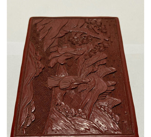 Caixa Antiga Porta Jóias Oriental Executada Em Laca Vermelha