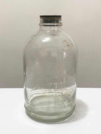 Antiga Garrafa De Vidro Com Medidor