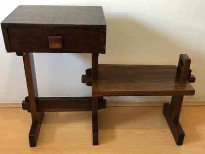Antiga Mesa De Canto Lateral Madeira Nobre Com Gaveta