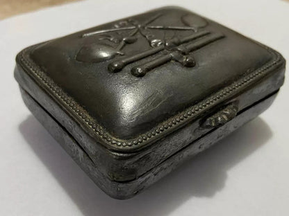 Antiga Caixa Charuto De Metal Porta Cigarro Com Desenhos