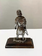 Escultura Antiga Gaucho Laçador Cor Prata