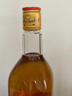 Antigo Whisky William Grant's Finest Scotch Lacrado - Lote 1