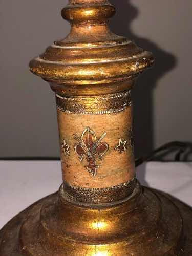 Luminária De Mesa Antiga Abajur Madeira Com Detalhes