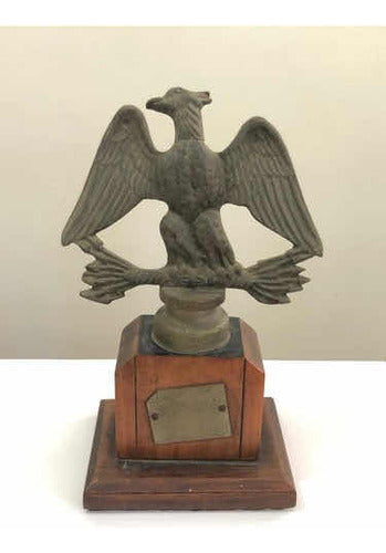 Escultura Antiga Águia Alemanha Troféu Cor Prata