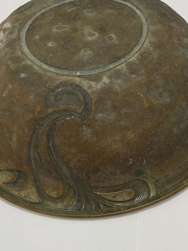 Bacia antiga Grande com relevo Art Nouveau – 47,5cm