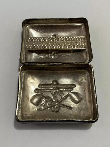 Antiga Caixa Charuto De Metal Porta Cigarro Com Desenhos