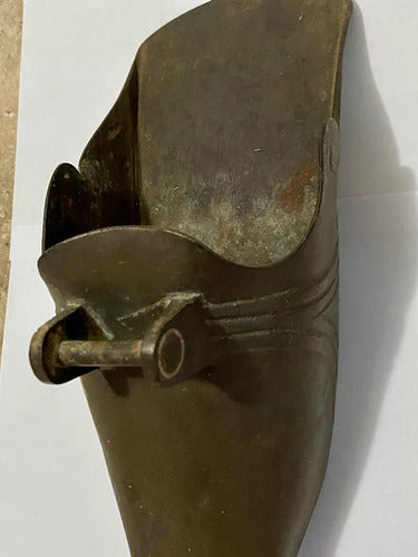 Antigo Vaso Para Flores Floreira De Parede Bronze