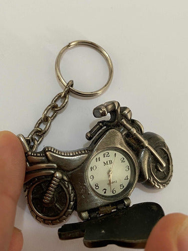Antigo Chaveiro Moto Harley Com Relógio Mb Quartz