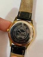 Relógio Antigo Mondaine Dourado