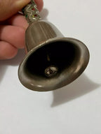 Sino Antigo Em Metal Prata Com Cabo Decorado E Pedras