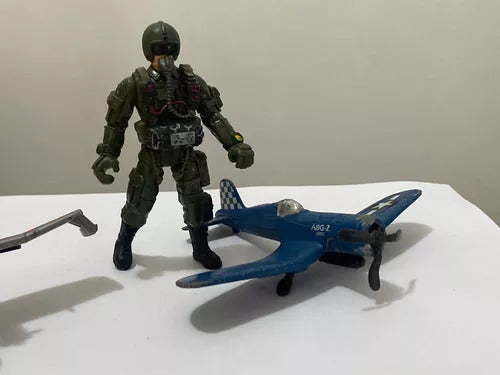Brinquedos Antigos Soldado E Aviões