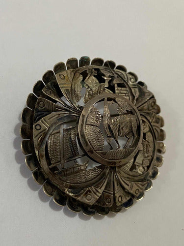 Antigo Broche Peruano Em Prata Com Motivos Andinos