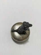Escultura Mini Antiga Cachorro De Pé Cor Prata Áustria 1890