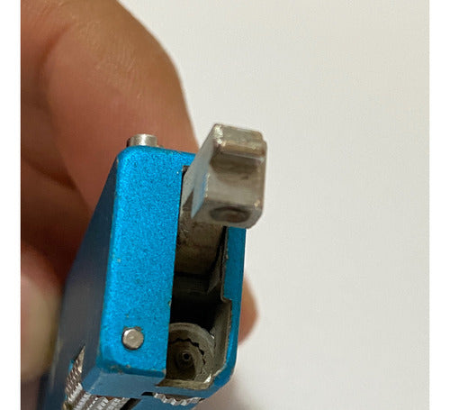 Isqueiro Antigo Laurel Azul Em Metal