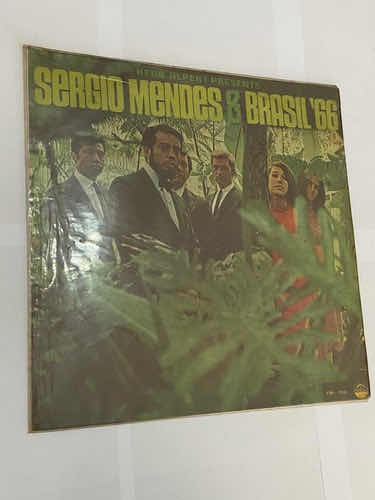 Antigo Lp Vinil Disco Sergio Mendes Brasil 66