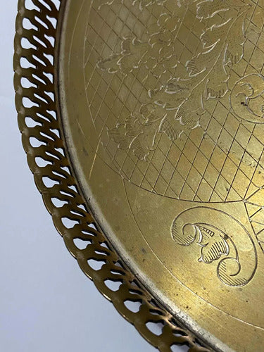 Bandeja Antiga Dourada Com Desenhos Florais