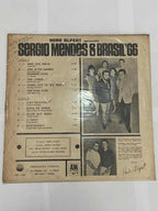 Antigo Lp Vinil Disco Sergio Mendes Brasil 66