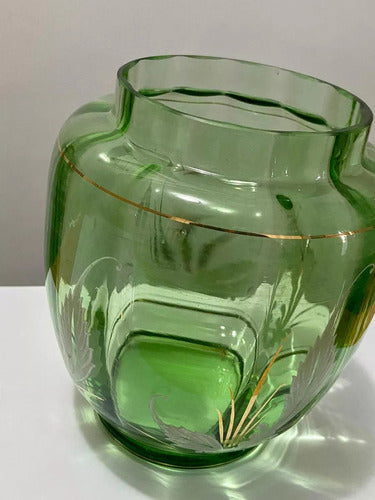 Vaso Antigo De Vidro Com Desenhos Cor Verde E Dourado