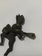 Broche Antigo Sapo Guitarra Com Pedra Azul Cor Prata