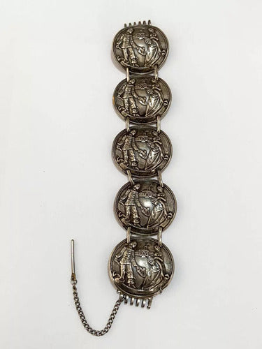 Antiga Pulseira Bracelete Cor Prata Desenho Dama Cavalheiro