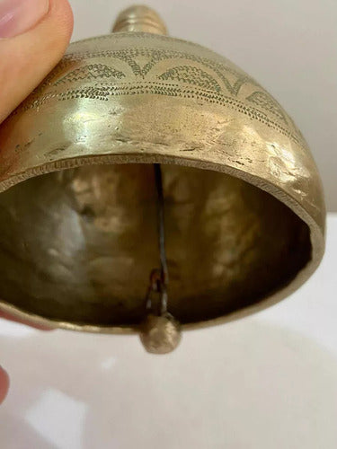 Antigo Sino Dourado De Metal Com Desenhos