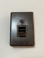 Interruptor De Luz Antigo De Parede Retangular em Baquelite