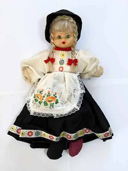 Boneca Antiga De Pano Artesanal De Blumenau Traje Alemão