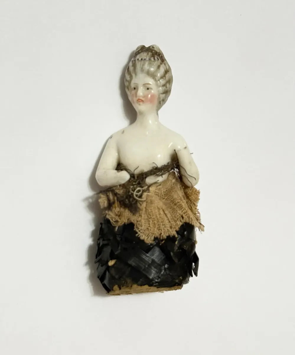 Boneca Antiga Half Doll Em Porcelana Bisque