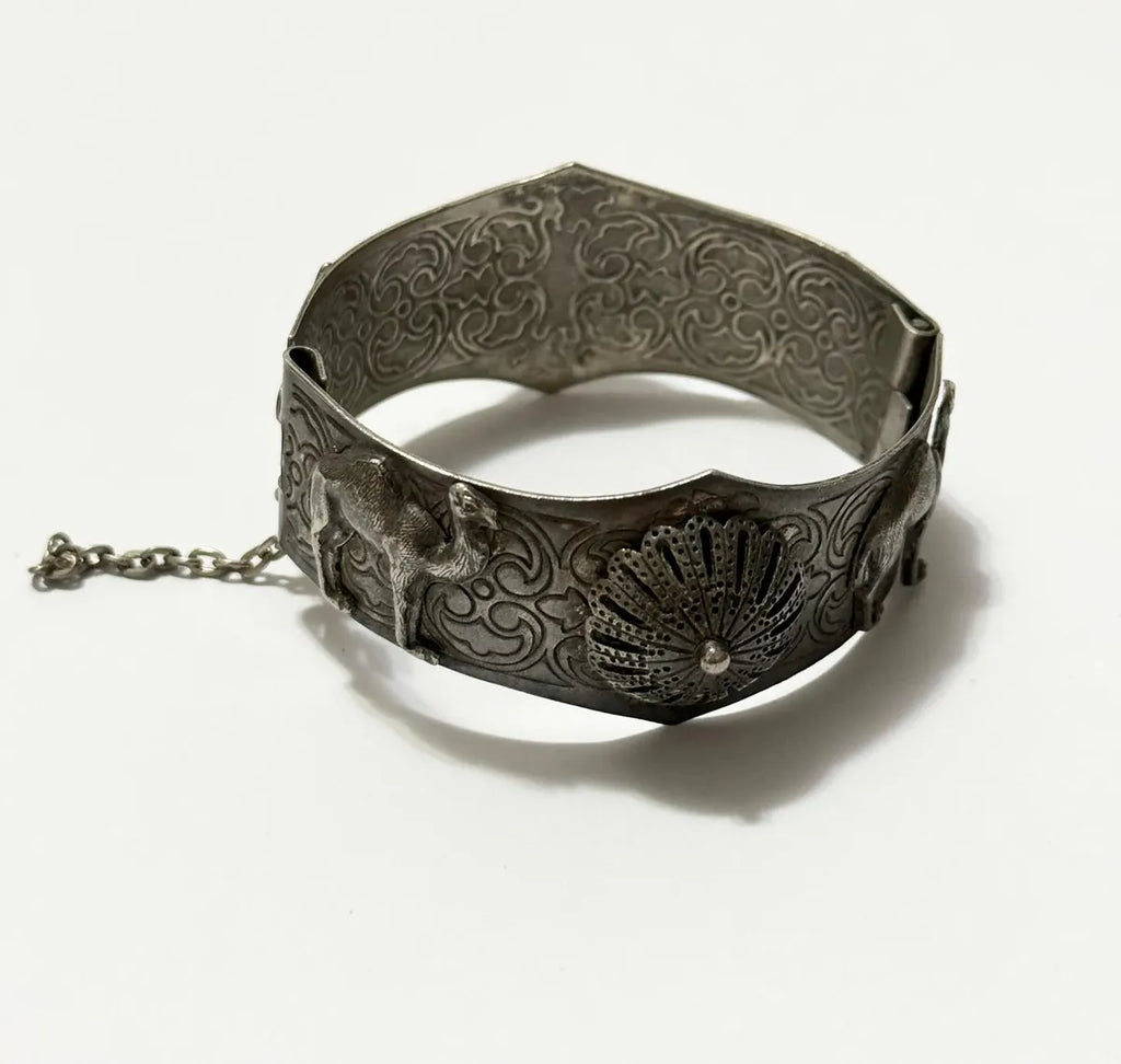 Bracelete Antigo Oriental Trabalhado Camelos E Mão Hamsá