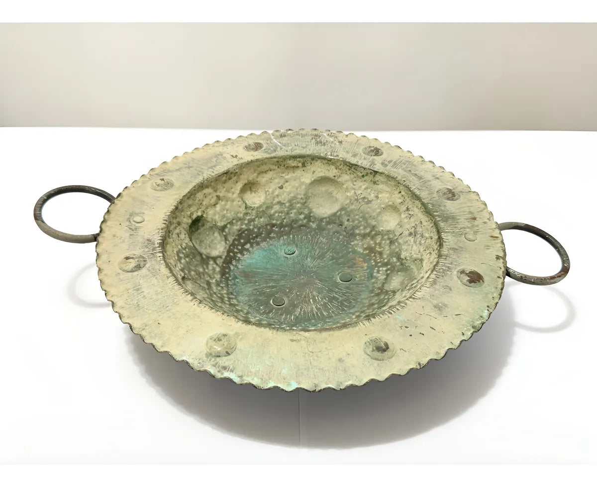 Centro De Mesa Antigo Em Cobre Martelado 23cm