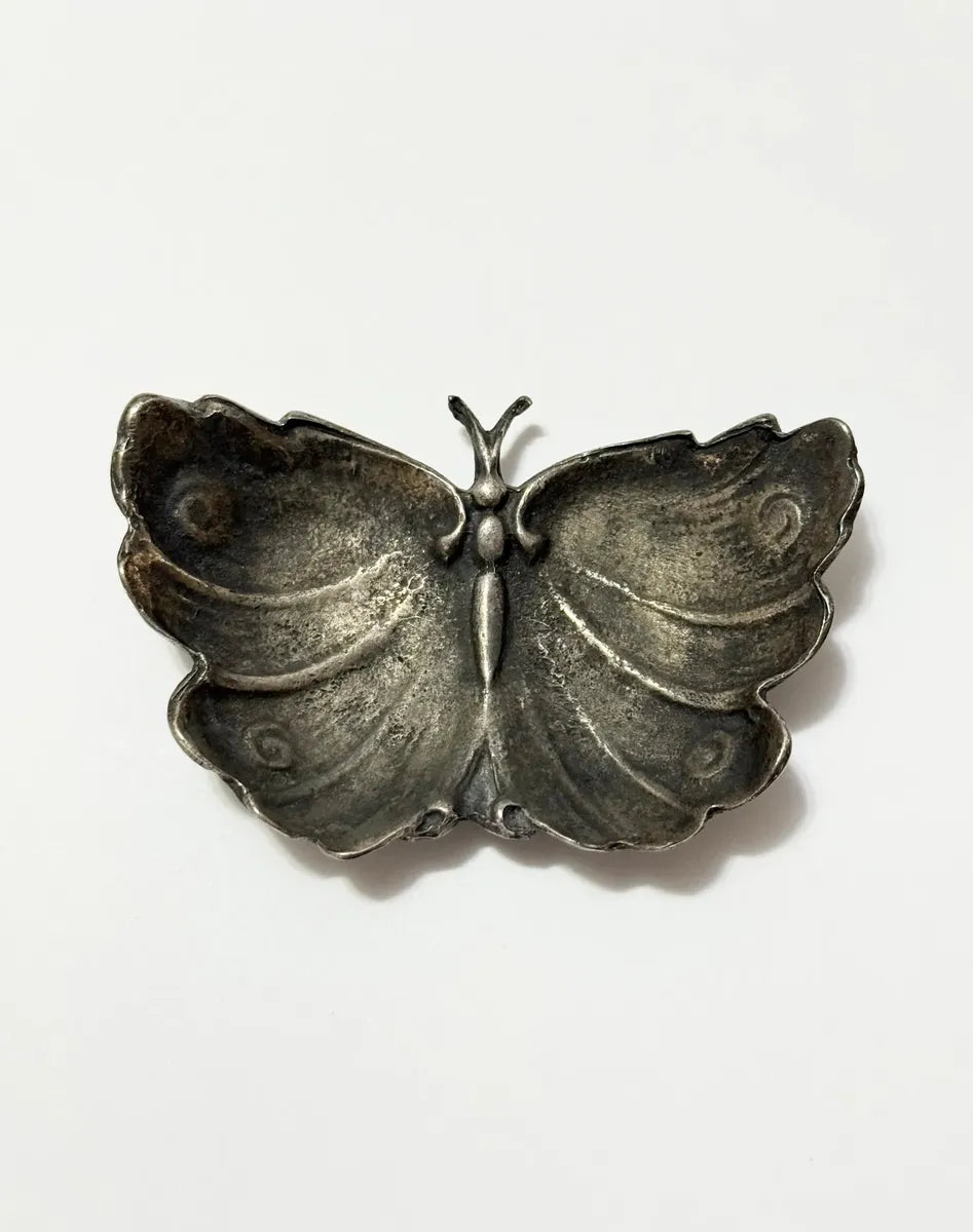 Cinzeiro Antigo Em Metal Formato Borboleta
