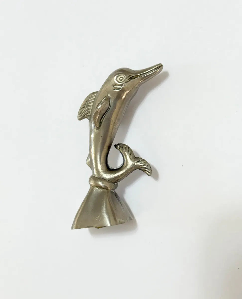 Estatueta Miniatura Golfinho Metal Prata Ponteira Antiga