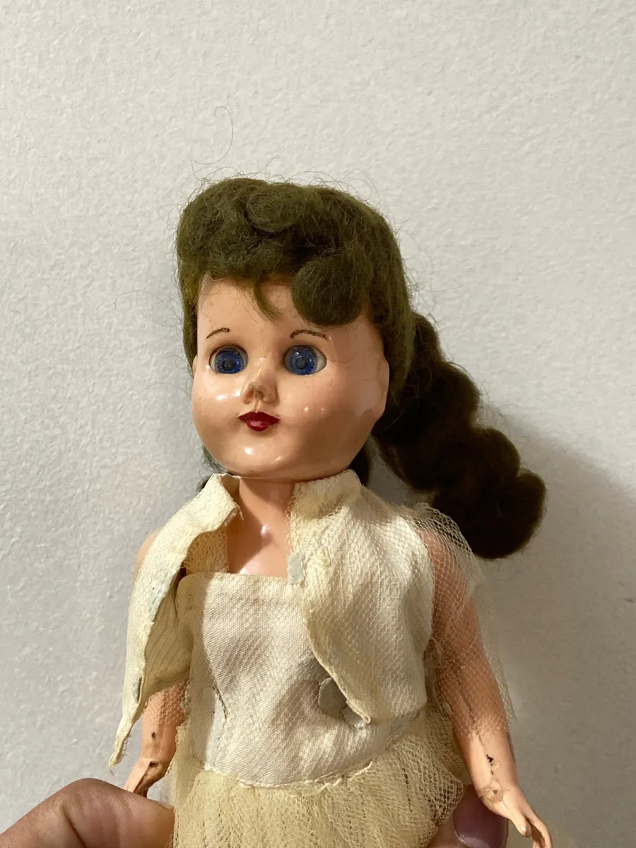 Boneca Antiga Olhos De Dormir Anos 50 C/ Roupa