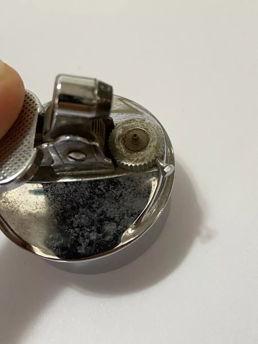 Isqueiro Antigo Redondo Prata