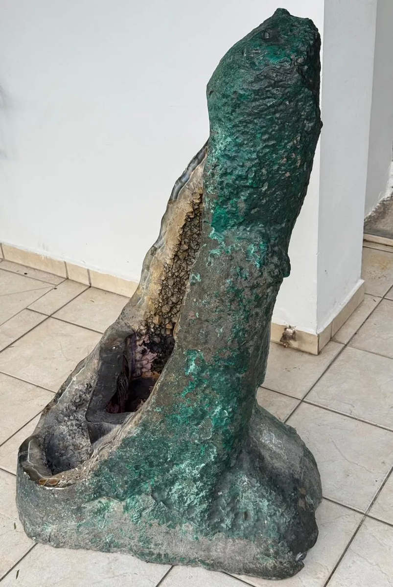 Geodo Catedral De Ametista Gigante 115cm Adaptado Em Fonte