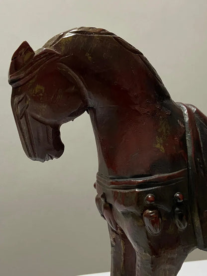 Escultura Cavalo Em Madeira Laqueada Antiga Feito À Mão