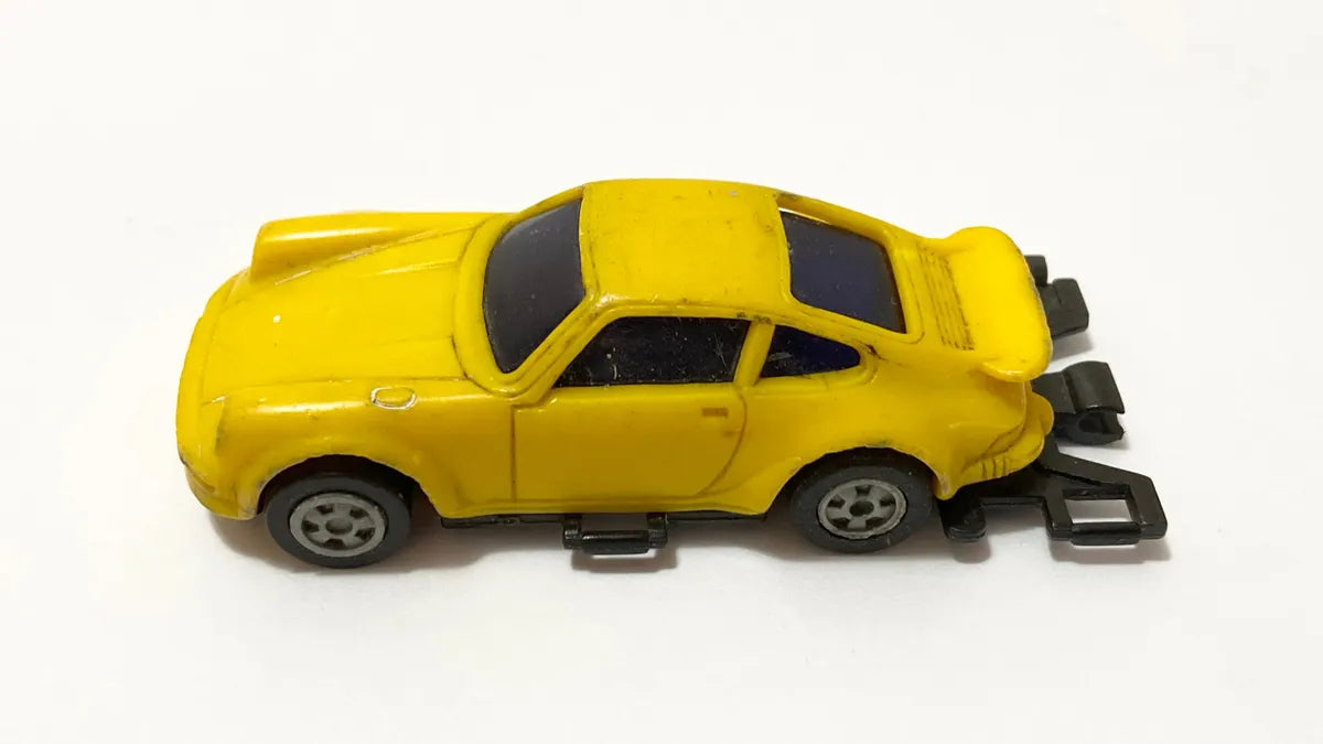 Carrinho Porsche Amarelo Glasslite Anos 80 - Raro Amarelo