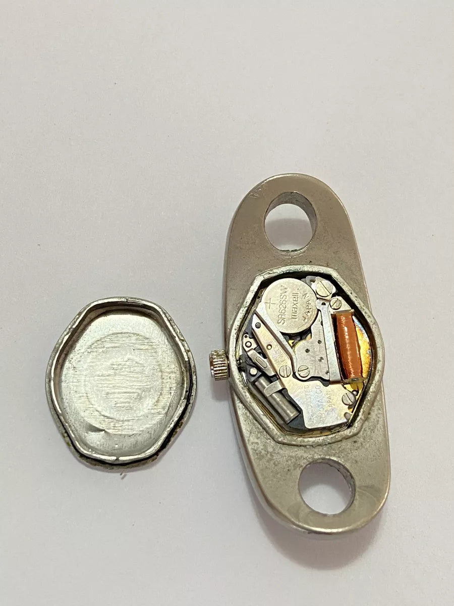 Relógio Antigo Ck Calvin Klein Oval Prata Quartz Japan