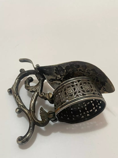 Tampa De Garrafa Cacho De Uva Prata Antiga Prateado