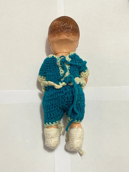 Boneca Estrela Antiga C/ Roupinha Croche E Olhos De Dormir