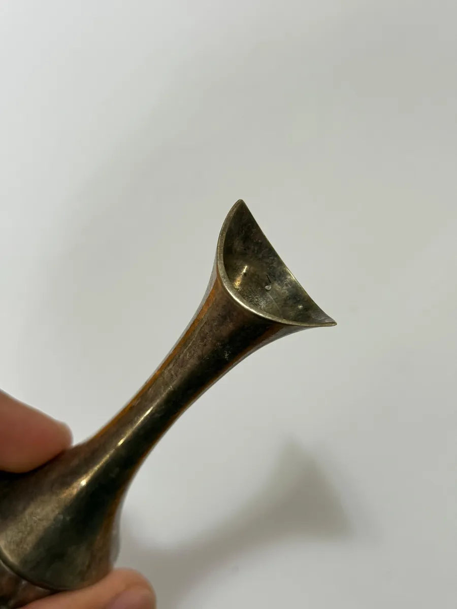 Vaso Miniatura Antigo Em Metal Prateado 15cm